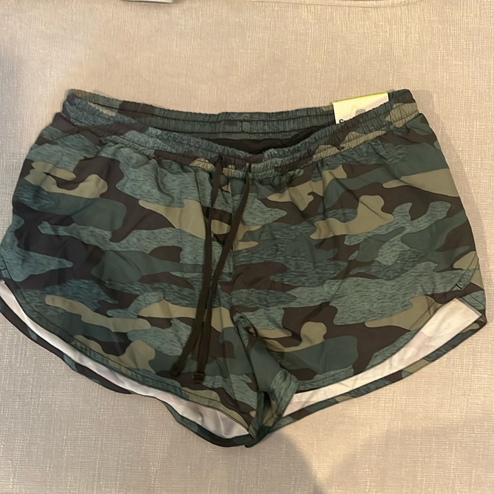 OLD NAVY - women’s work out shorts size small